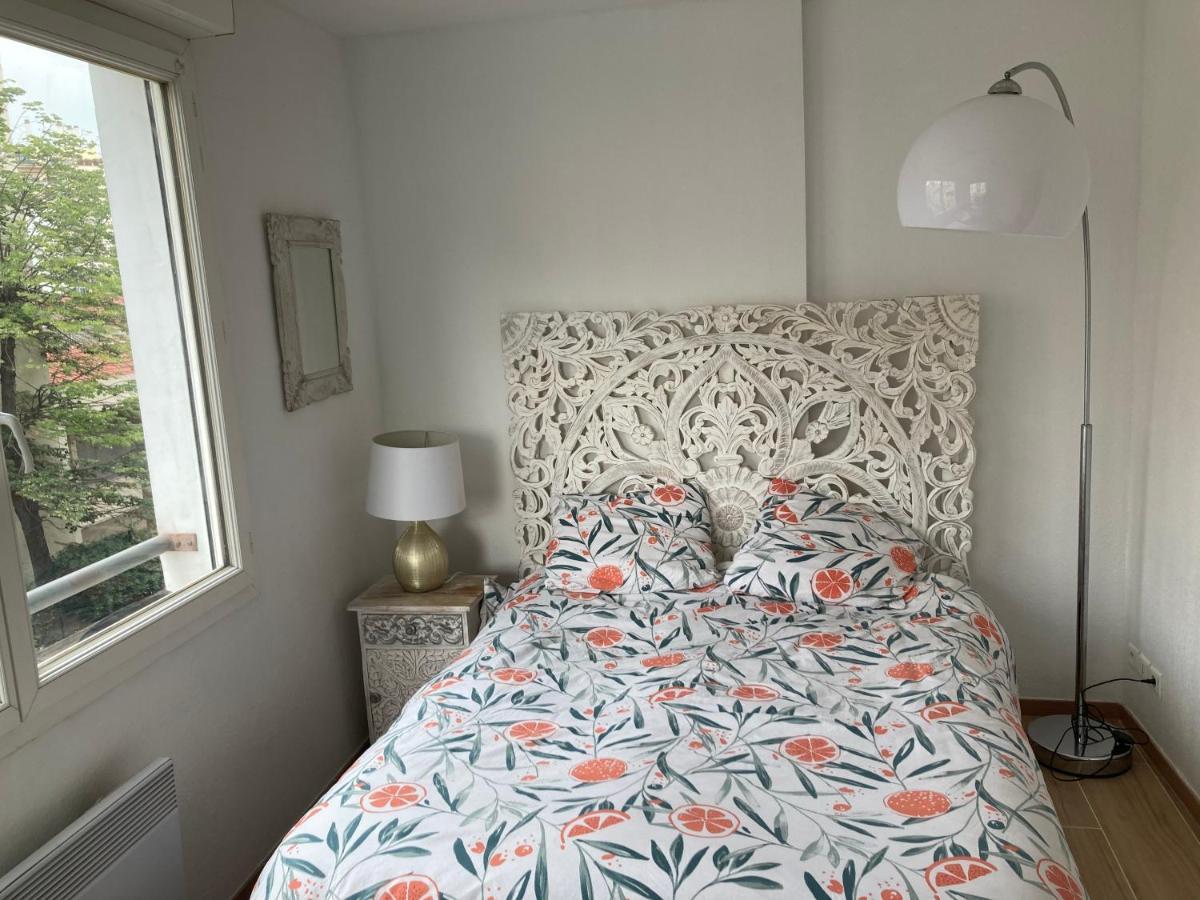 Appartement Apparement chaleureux avec Balcon à Marseille Extérieur photo