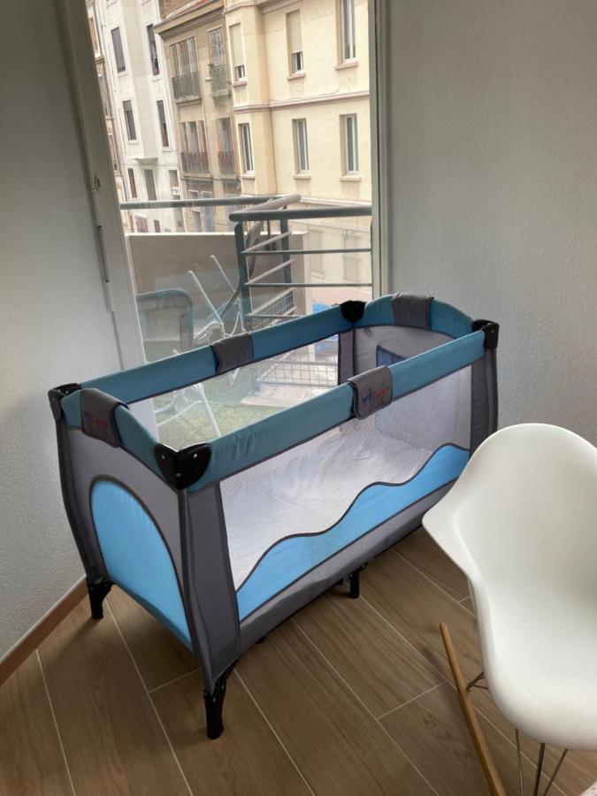 Appartement Apparement chaleureux avec Balcon à Marseille Extérieur photo